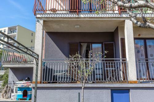 Apartments Miro