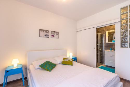 Apartments Miro
