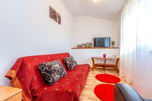 Apartments Miro