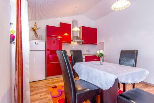 Apartments Miro