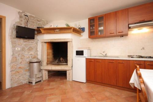 Apartments With A Parking Space Umag - 6995