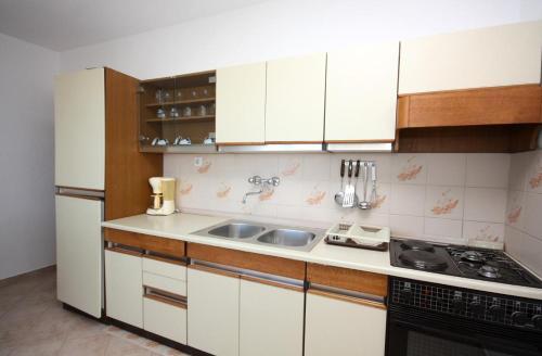 Apartment Barbat 5070a