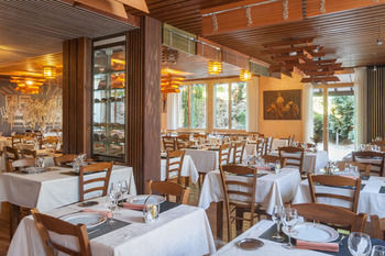 Hotel Logis Relais Des Puys