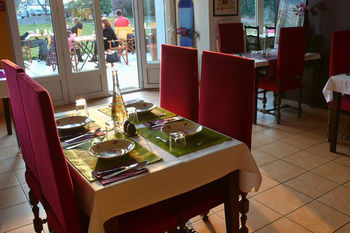 Hotel H�tel De L'ours