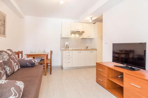 Apartment Mima