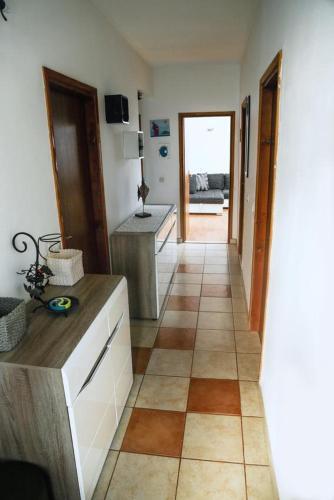 Apartments With A Parking Space Jelsa (hvar) - 5703