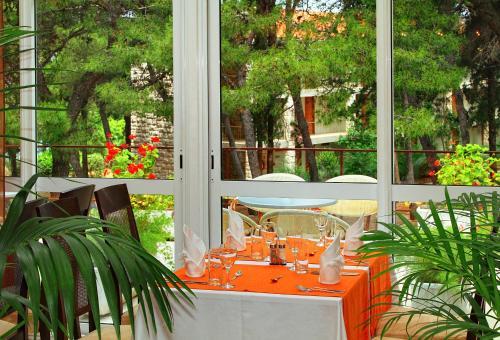 Hotel Bluesun Resort Velaris