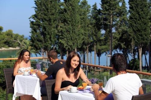 Hotel Bluesun Resort Velaris