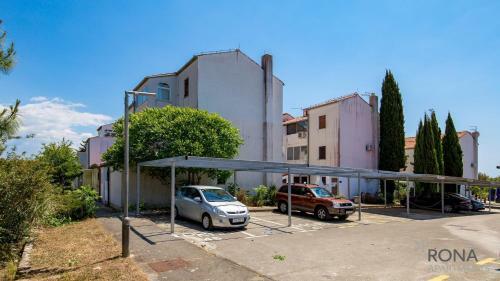 Rona Apartment Zdravko