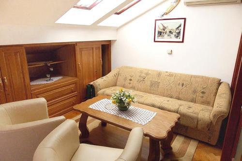 Apartment Malinska 5353a