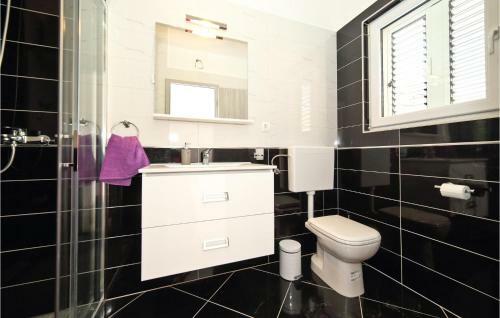 Apartment Kastel Kambelovac I