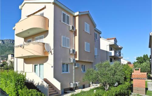 Apartment Kastel Kambelovac I