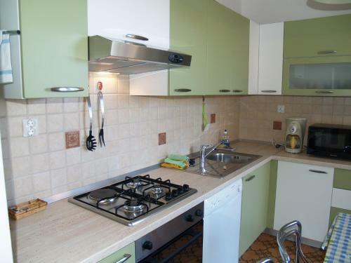Apartment In Rabac 16679
