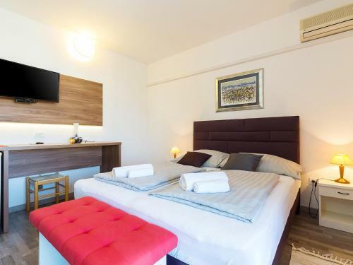 Nevija B&B