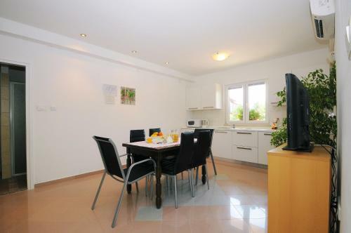 Adriana Holiday Apartment