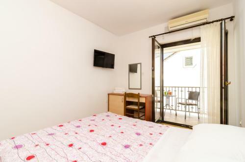Cina Apartments