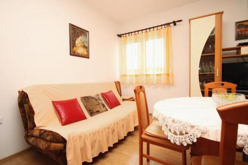 Apartment Razanj 8361c