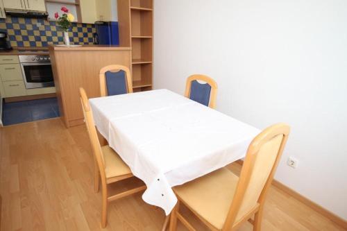 Apartment Makarska 6640a