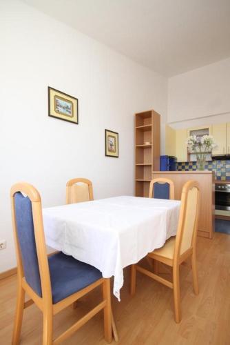Apartment Makarska 6640a