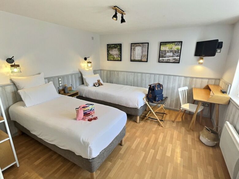 Hotel Logis Du Cygne
