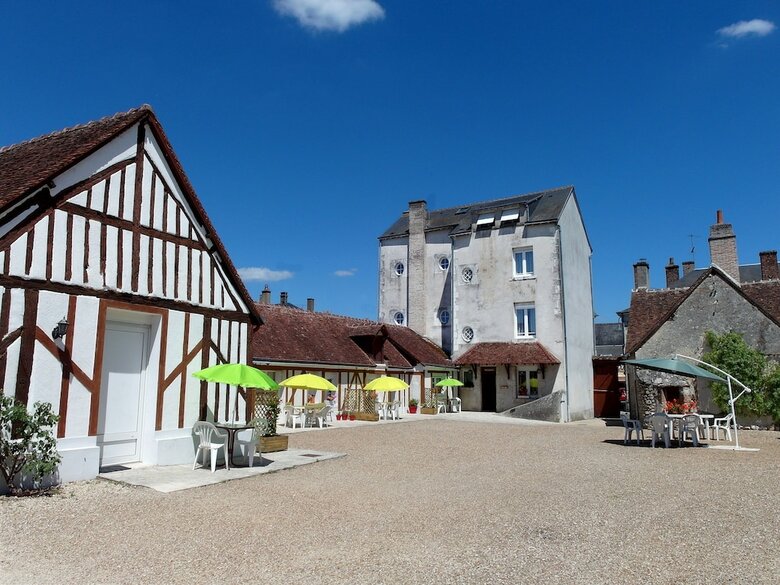 Hotel Logis Du Cygne