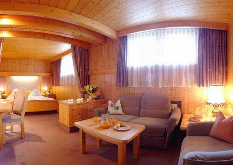 Hotel Alpina