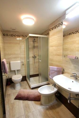 Hostal Guesthouse Stanger Lovran
