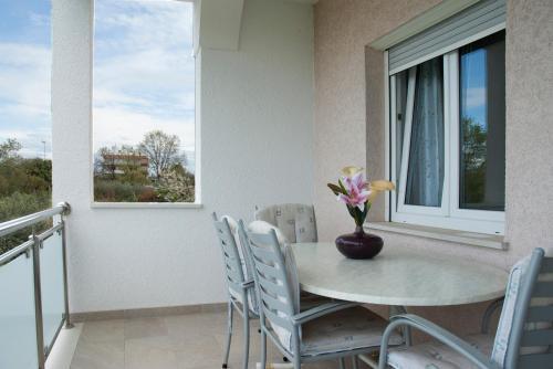 Apartments Mato?evi? 2