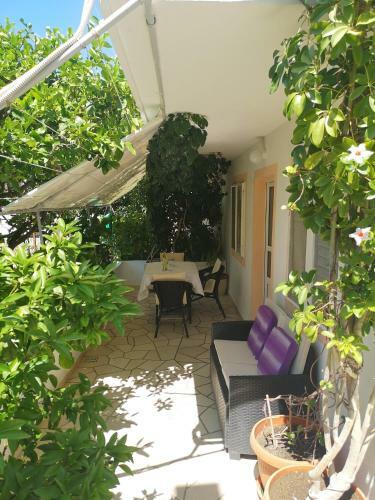 Hostal Apartments & Rooms Anita