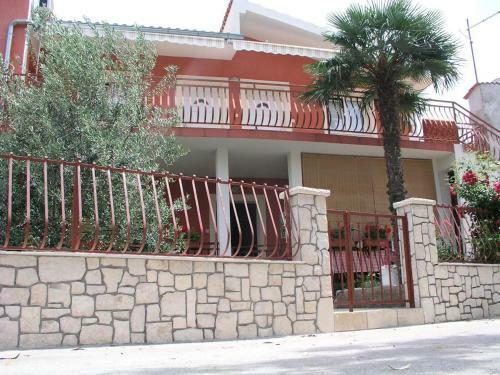 Apartments Salamun