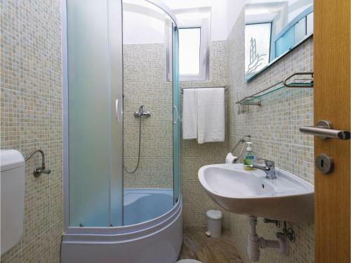 Apartment Murter With Sea View 05