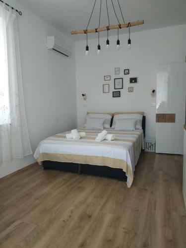 Hostal Rooms Diana