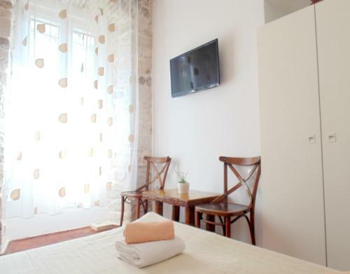 Hostal Rooms And Apartments Djanovic