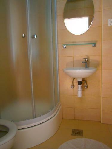 Hostal Rooms And Apartments Djanovic