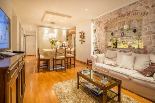 Imperial Luxury Apartment