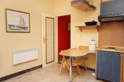 Holiday Home Postira 5661