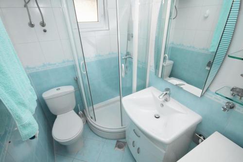 Holiday Home Postira 5661