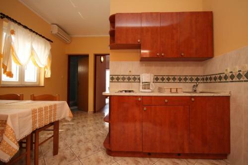 Apartment Stara Novalja 6469d
