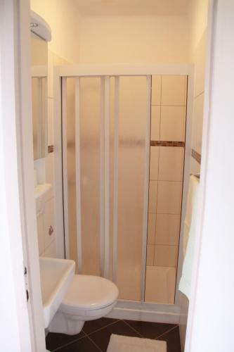 Hostal Apartments & Rooms Nada