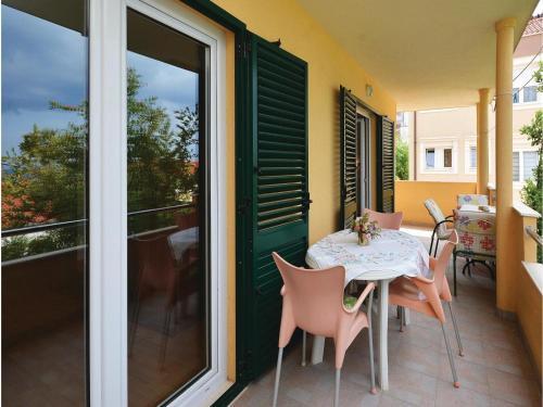 Holiday Apartment Podstrana 4