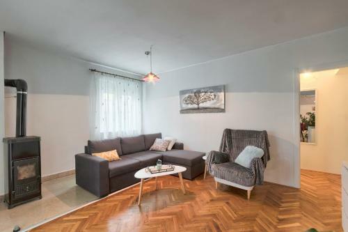 Apartment Nina