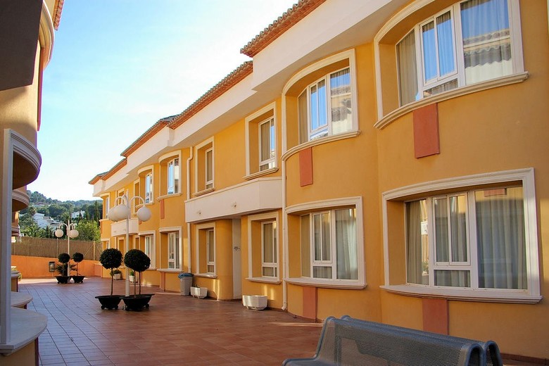 Aparthotel Pinosol