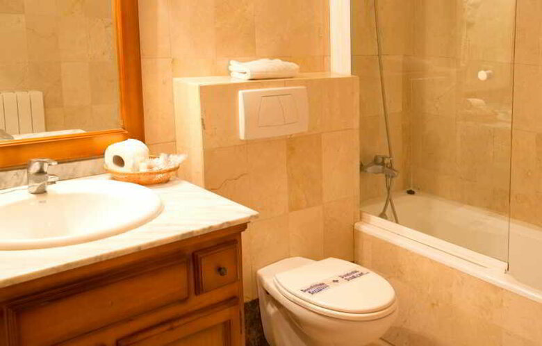 Aparthotel Pinosol