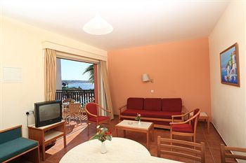 Hotel Aqua Sol Holiday Village