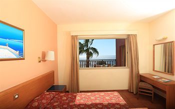 Hotel Aqua Sol Holiday Village