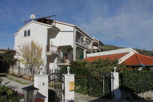 Apartment Marina 5953a