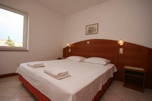Apartment Novalja 6398f
