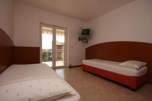 Apartment Novalja 6398f