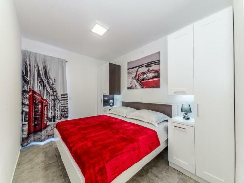 Holiday Home Luscinia
