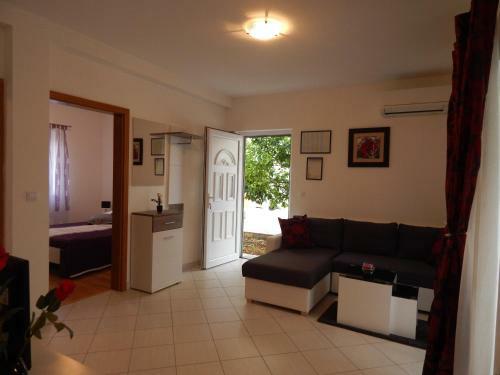 Apartments Mastrinka